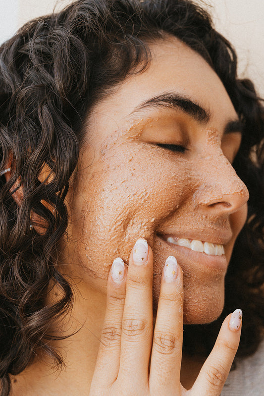 El ritual de 3 pasos para renovar tu piel en el cambio de estación